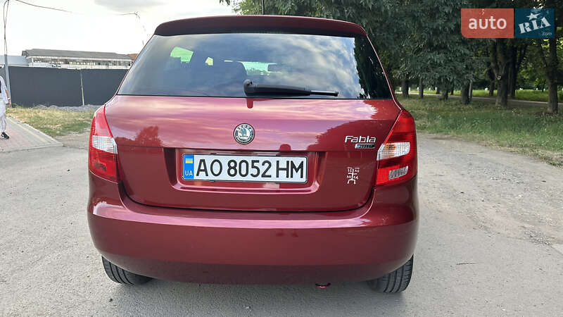 Хетчбек Skoda Fabia 2009 в Ужгороді