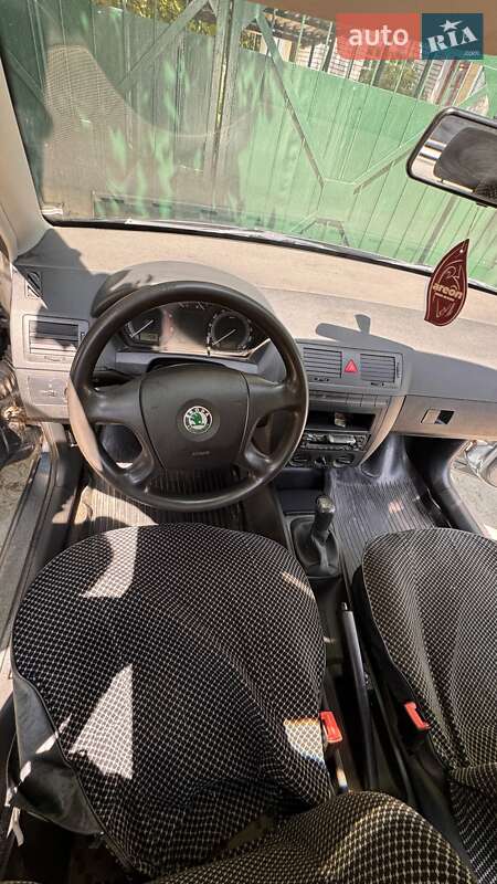 Хэтчбек Skoda Fabia 2004 в Мироновке фото 20 Хэтчбек Skoda Fabia 2004 в Мироновке