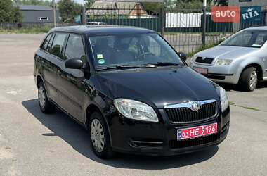 Універсал Skoda Fabia 2010 в Чернігові