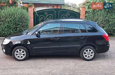 Универсал Skoda Fabia 2010 в Чернигове