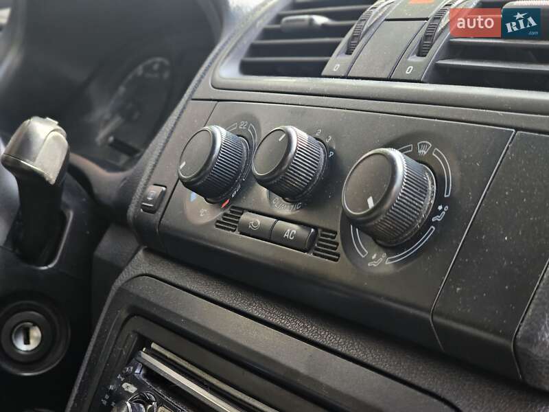 Хэтчбек Skoda Fabia 2007 в Львове