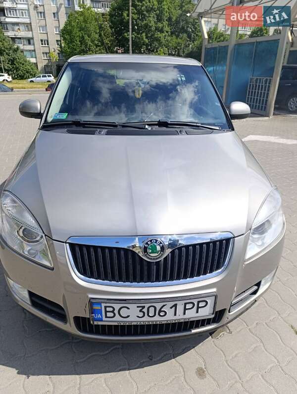 Хэтчбек Skoda Fabia 2008 в Львове фото 2 Хэтчбек Skoda Fabia 2008 в Львове