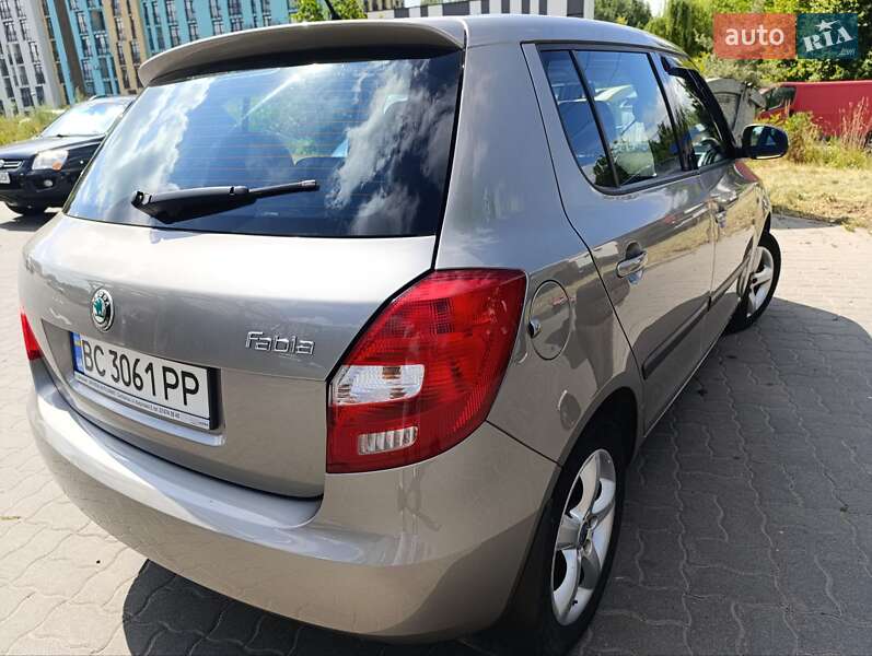 Хэтчбек Skoda Fabia 2008 в Львове фото 13 Хэтчбек Skoda Fabia 2008 в Львове