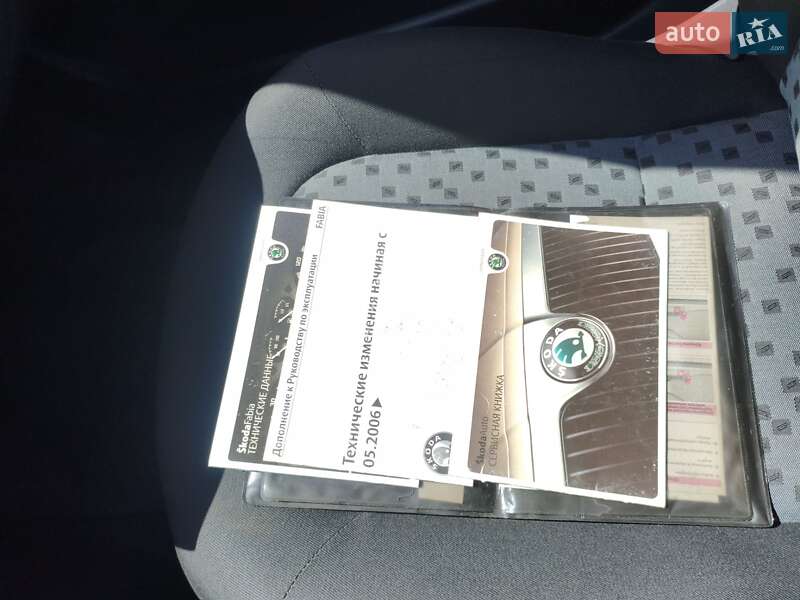 Хэтчбек Skoda Fabia 2006 в Запорожье