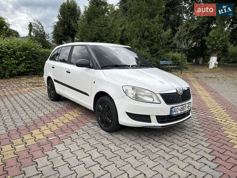 Skoda Fabia 2011
