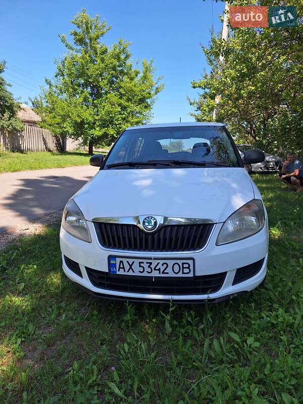 Хэтчбек Skoda Fabia 2012 в Харькове