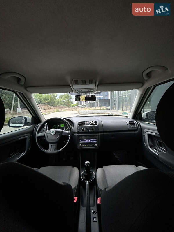 Универсал Skoda Fabia 2010 в Ивано-Франковске