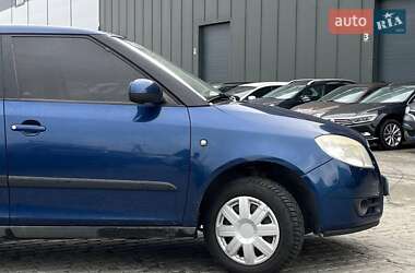 Хэтчбек Skoda Fabia 2007 в 