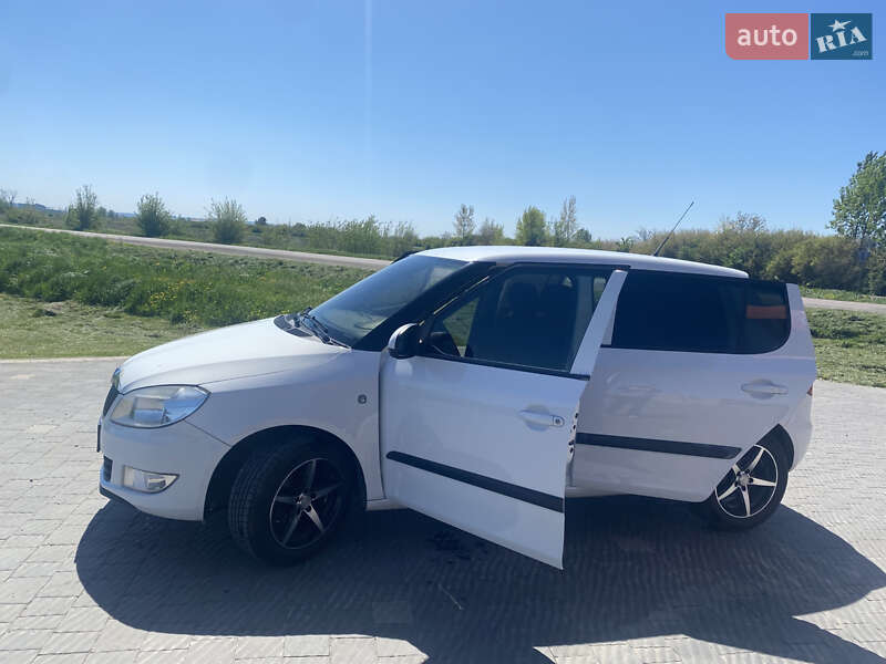 Skoda Fabia 2011
