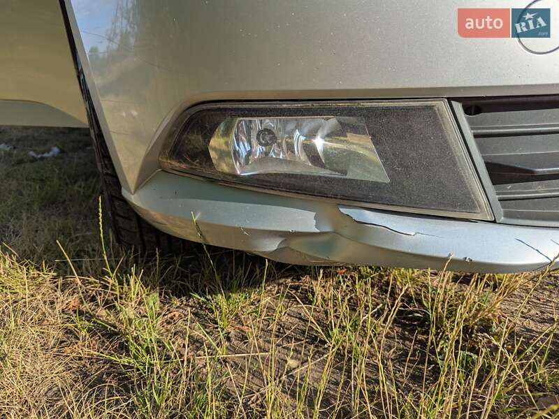 Універсал Skoda Fabia 2015 в Івано-Франківську