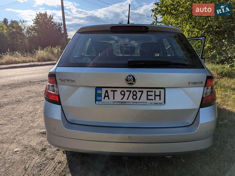 Універсал Skoda Fabia 2015 в Івано-Франківську