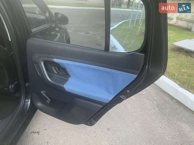 Хэтчбек Skoda Fabia 2008 в Львове