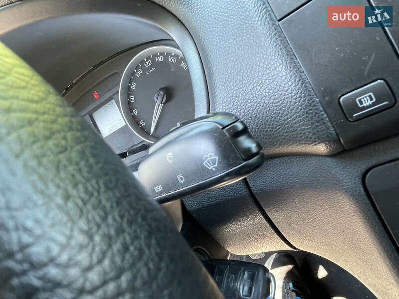 Универсал Skoda Fabia 2008 в Луцке