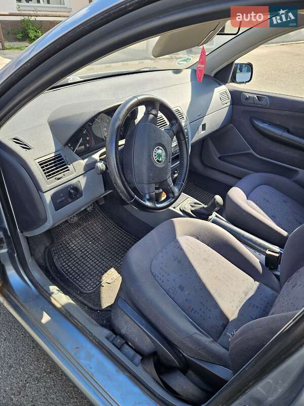 Универсал Skoda Fabia 2002 в Киеве