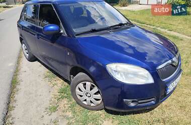 Хэтчбек Skoda Fabia 2008 в 