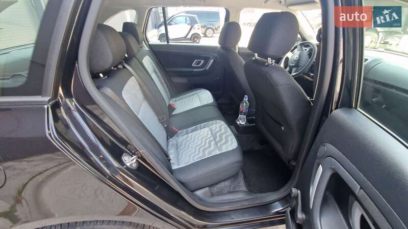 Универсал Skoda Fabia 2009 в Ирпене