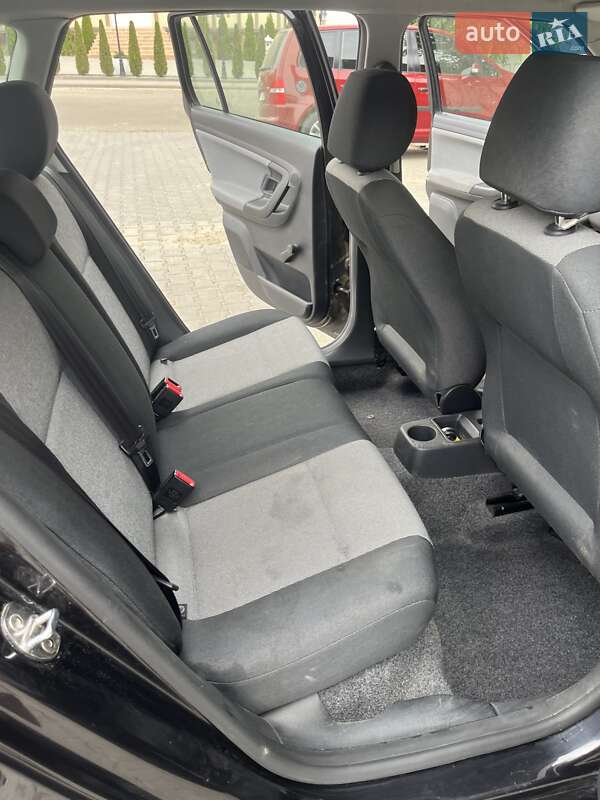 Універсал Skoda Fabia 2009 в Герці фото 4 Універсал Skoda Fabia 2009 в Герці