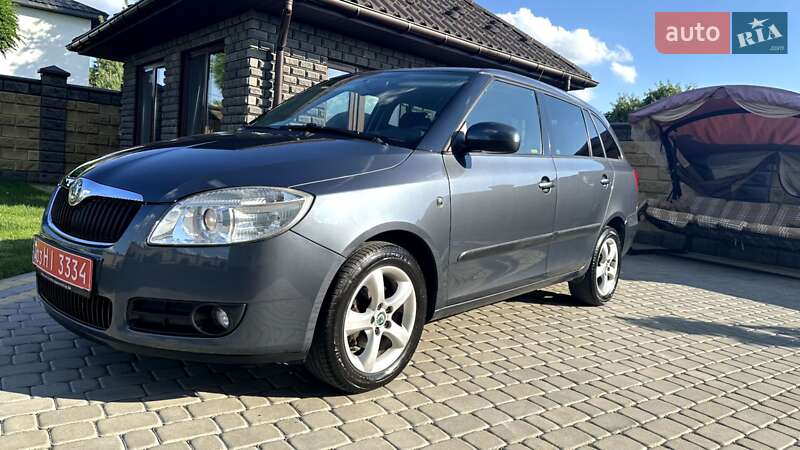 Универсал Skoda Fabia 2010 в Луцке