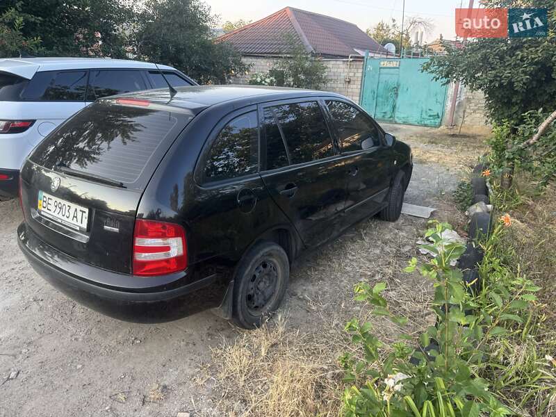 Универсал Skoda Fabia 2006 в Николаеве
