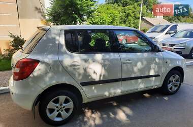Хэтчбек Skoda Fabia 2008 в Киеве