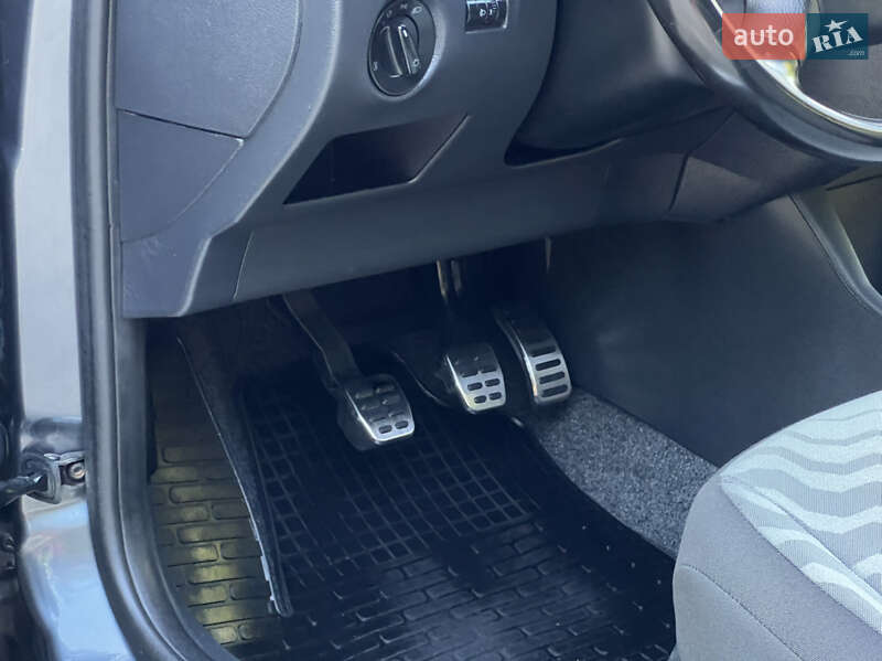 Універсал Skoda Fabia 2009 в Трускавці