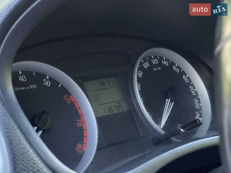 Універсал Skoda Fabia 2009 в Трускавці