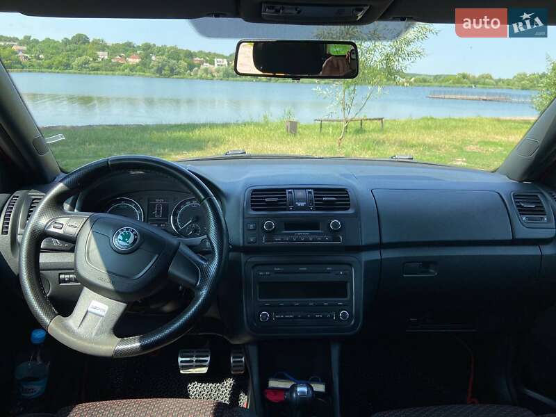 Хетчбек Skoda Fabia 2010 в Харкові