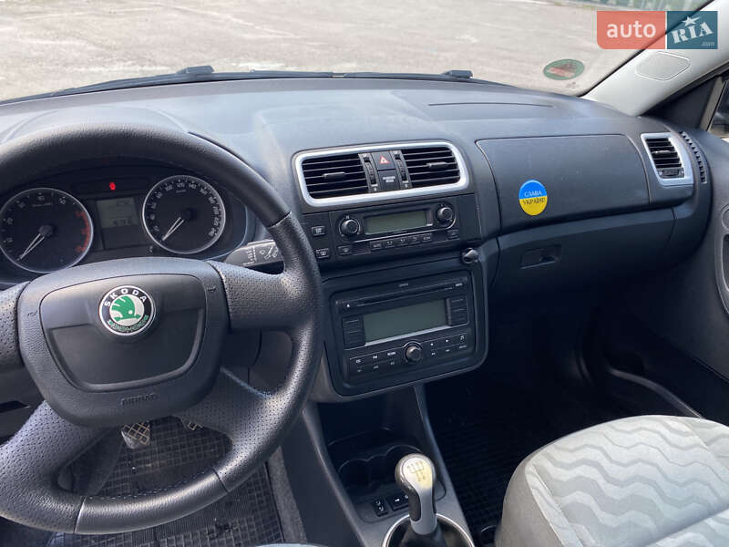 Универсал Skoda Fabia 2010 в Ивано-Франковске