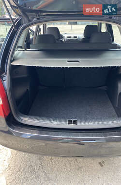 Универсал Skoda Fabia 2010 в 