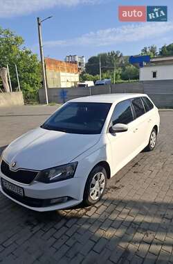 Универсал Skoda Fabia 2016 в Черновцах