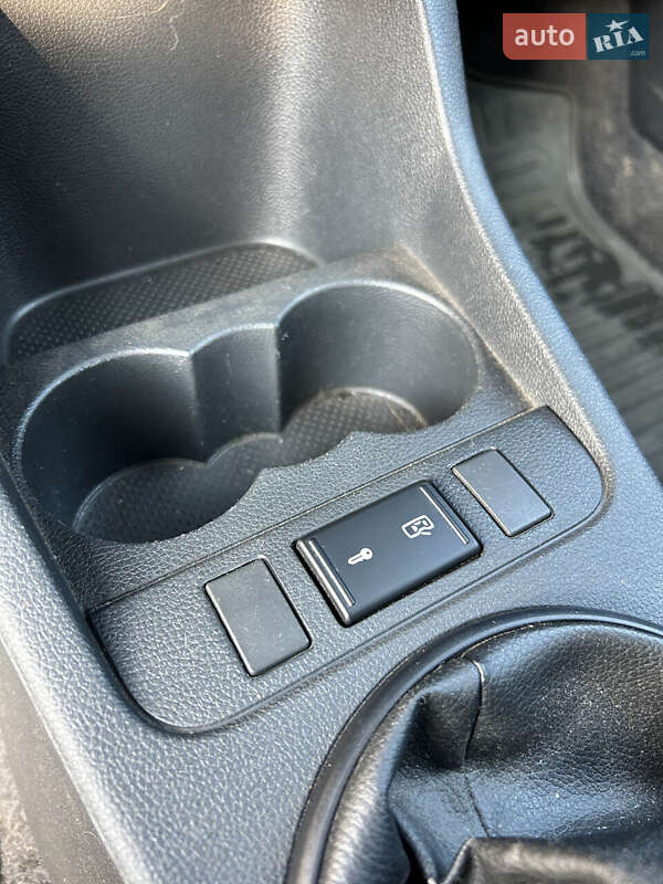 Хэтчбек Skoda Fabia 2011 в Сумах