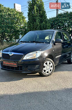 Skoda Fabia 2011 Skoda Fabia 2011