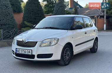 Хетчбек Skoda Fabia 2009 в Дніпрі