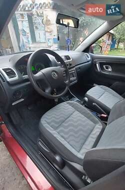 Хэтчбек Skoda Fabia 2008 в 