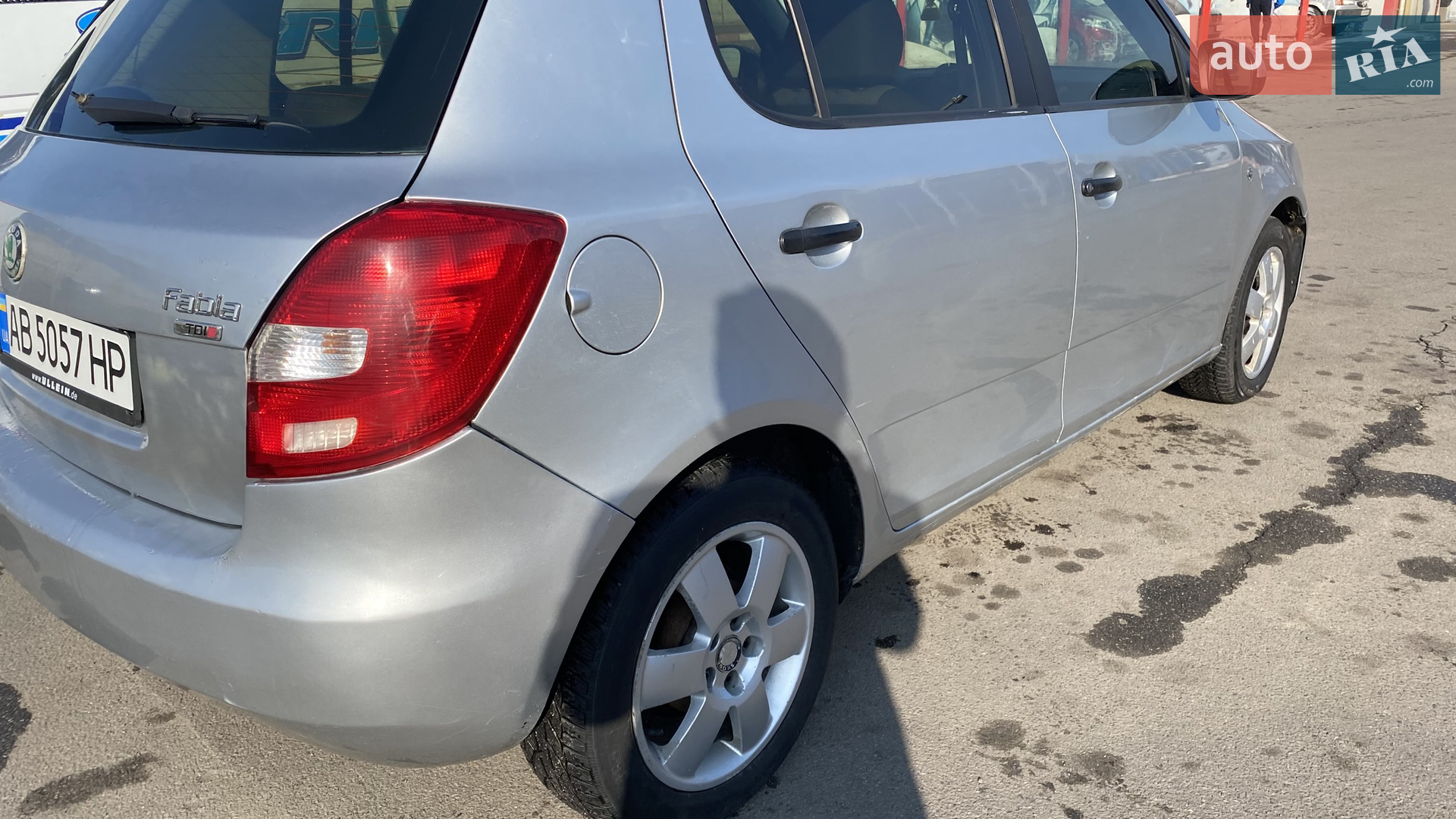 2010 Skoda Fabia - мініатюра 6