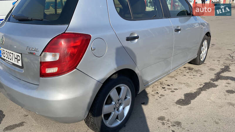 Хэтчбек Skoda Fabia 2010 в Виннице
