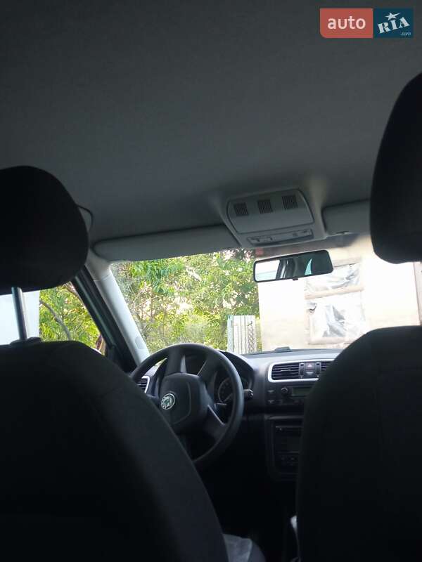 Универсал Skoda Fabia 2009 в Житомире