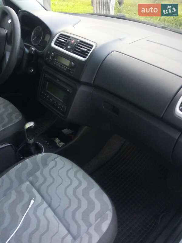 Универсал Skoda Fabia 2009 в Житомире