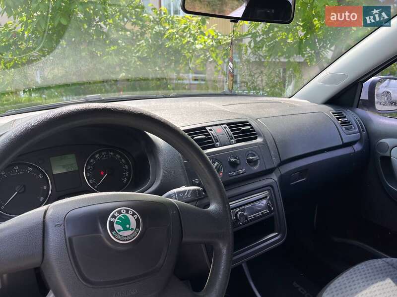 Хетчбек Skoda Fabia 2012 в Львові