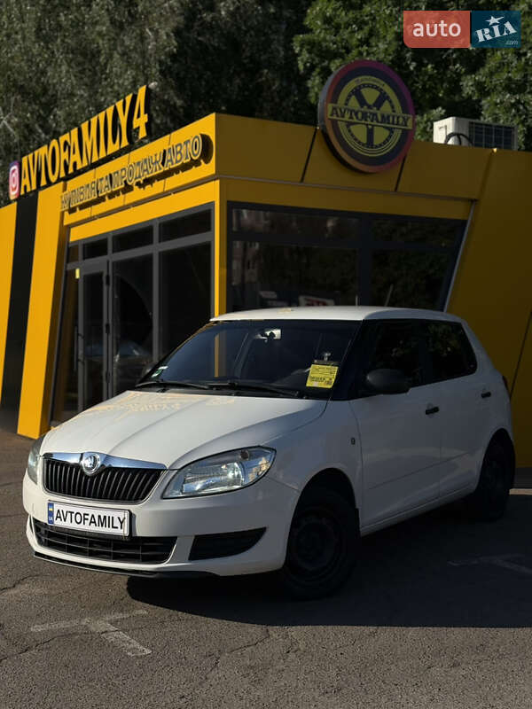 Хэтчбек Skoda Fabia 2013 в Киеве
