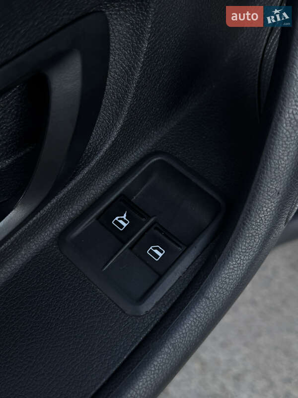 Хэтчбек Skoda Fabia 2013 в Киеве