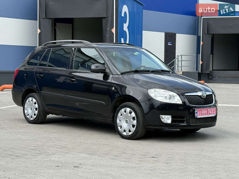 Универсал Skoda Fabia 2010 в 