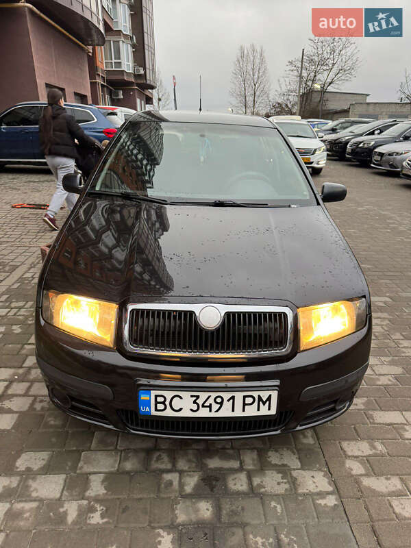Хэтчбек Skoda Fabia 2007 в Львове