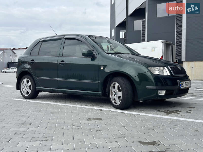 Хэтчбек Skoda Fabia 2001 в Львове