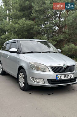 Універсал Skoda Fabia 2011 в Києві