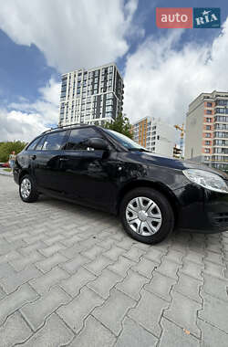 Универсал Skoda Fabia 2009 в 