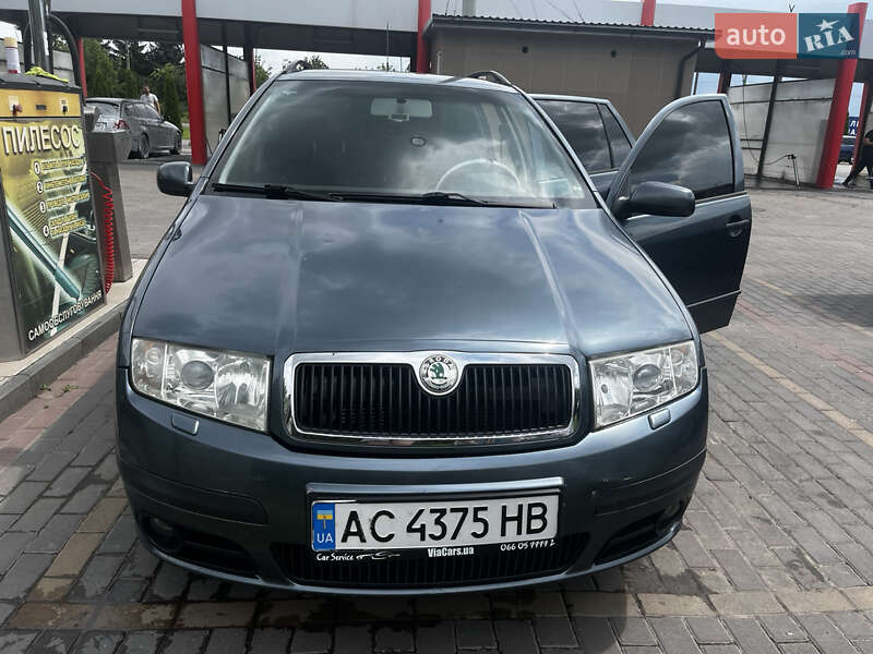 Универсал Skoda Fabia 2005 в Нововолынске