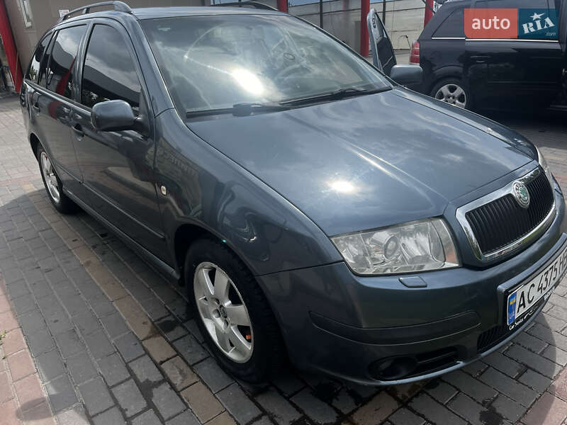 Универсал Skoda Fabia 2005 в Нововолынске