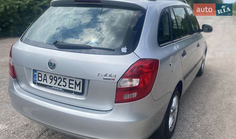 Універсал Skoda Fabia 2009 в Кропивницькому