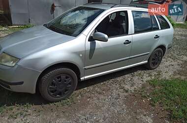 Універсал Skoda Fabia 2003 в Полтаві